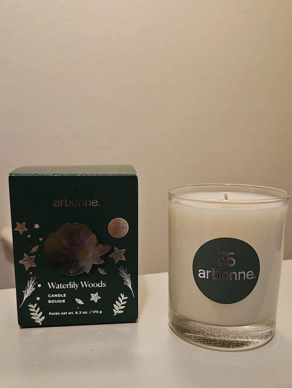 Arbonne Waterlily Woods Candle - Cream & Forest Green